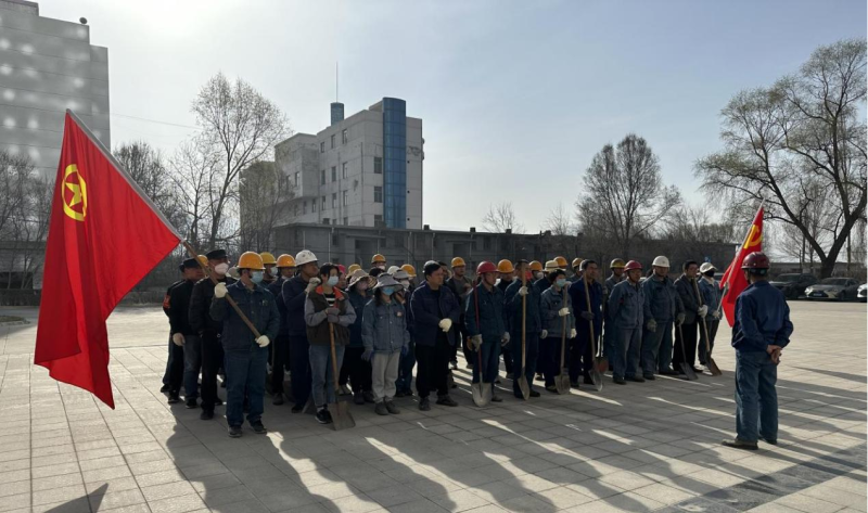 物產(chǎn)工投公司基層黨支部和公司團(tuán)支部聯(lián)合開展&ldquo;共筑家園 正植有你&rdquo;主題黨日、團(tuán)日活動(dòng)