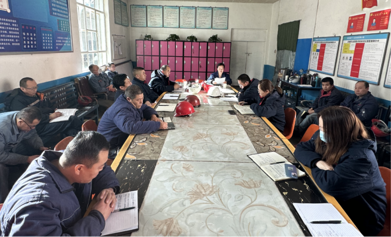 對標(biāo)對表新要求 主動作為抓落實&mdash;&mdash;物產(chǎn)工投公司紀(jì)委召開學(xué)習(xí)貫徹中紀(jì)委、省紀(jì)委二次全會精神專題會議暨節(jié)前廉政教育警示會