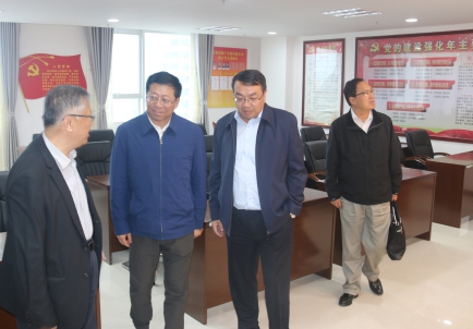 青海省副省長、省國資委黨委書記、主任王黎明，蒞臨省物產(chǎn)集團調(diào)研指導(dǎo)工作