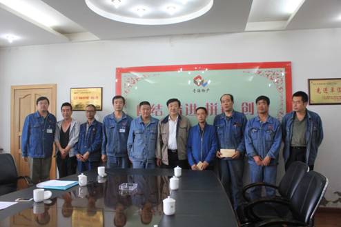 青海物產(chǎn)集團黨委開展慶祝建黨95周年，走訪慰問